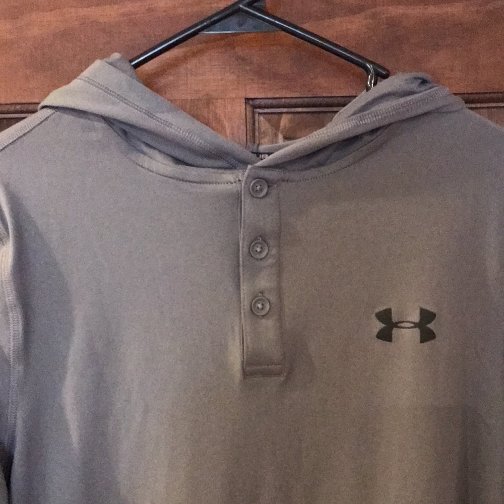 Under Armour Fitted Pullover - image 2